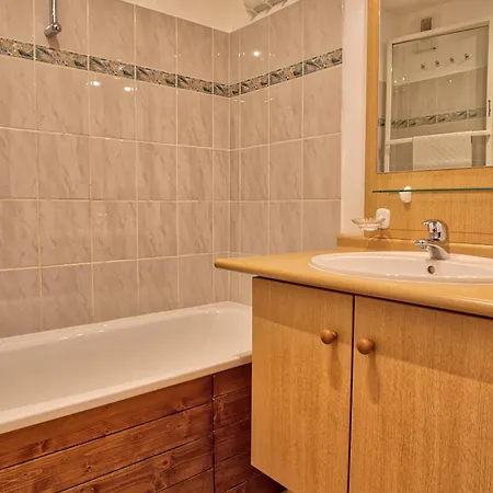 Apartamento Chaleureux 37m² Au Pied Des Pistes Avec Wifi Et Parking - Fr-1-505-20 *